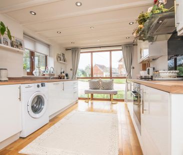 2 bedroom barn conversion to rent - Photo 3