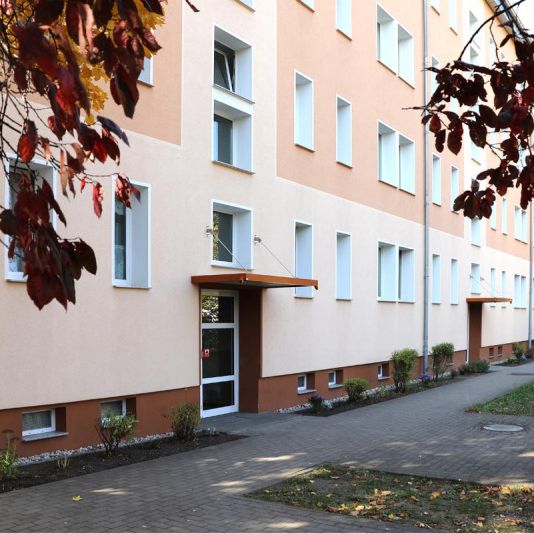3-Zimmer-Wohnung mit Balkon im Erdgeschoss - Foto 1