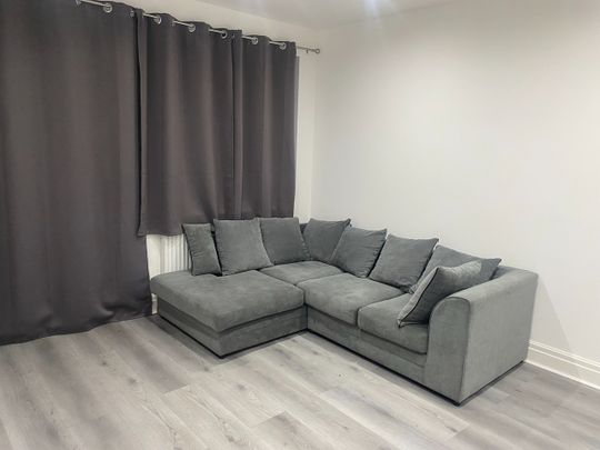 2 Bed Flat, Tanner St, IG11 - Photo 1