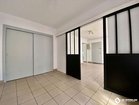 Location Appartement 3 pièces 53m² ROANNE 42300 - Photo 3