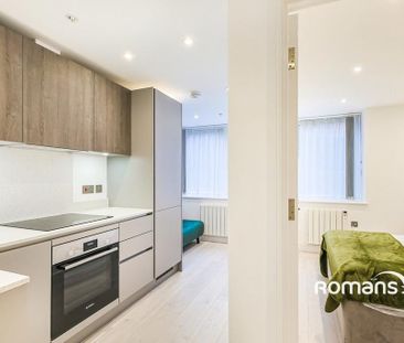 1 bedroom flat to rent - Photo 3