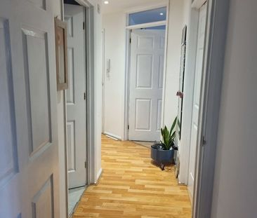 Room in a Shared Flat, Madderfields Court, N11 - Photo 6