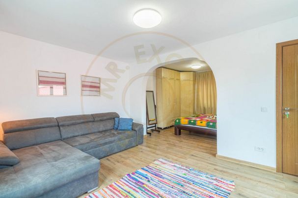 Casa Domenii 1 mai - curte - Fotografie 1