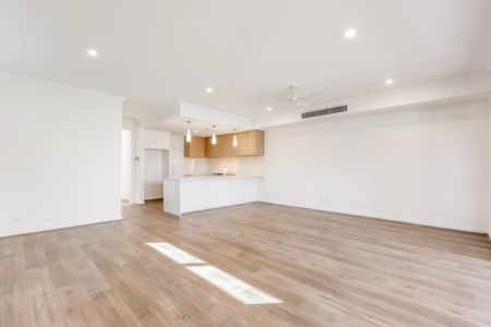 Stylish Three Bedroom 2 Storey Home in the Leafy Suburb St Morris - Photo 3