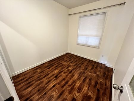 For Lease - 800 Pape Avenue Unit# Main, Toronto, Ontario - Photo 5