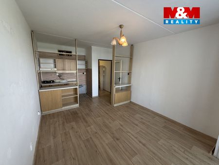 Pronájem, Byt 1+kk, 35 m², Hradec Králové, Hradecká - Fotografie 2