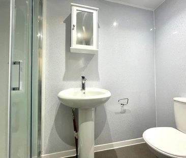 5 Bed End Terrace, Old Ashley Hill, BS6 - Photo 6