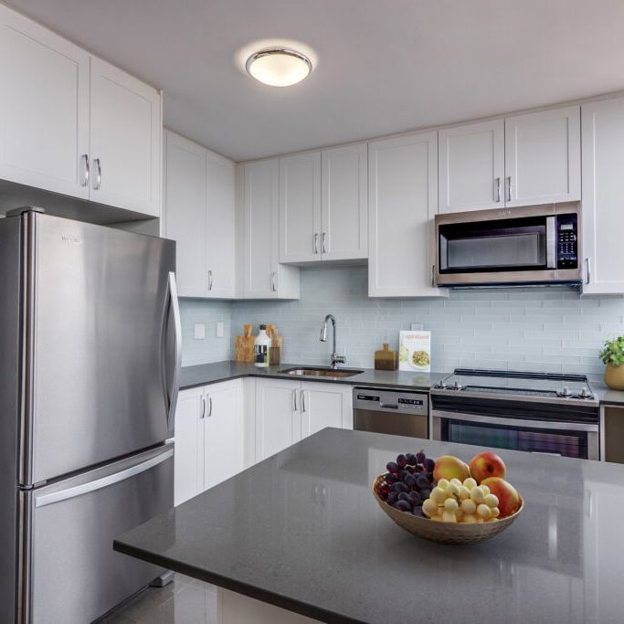 Wellesley Apatments - Photo 1