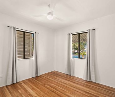 Renovated High-Set 3 bedroom home in prime location! - Photo 3