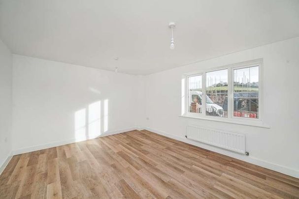 Bannatyre Row, Exeter, EX2 - Photo 1