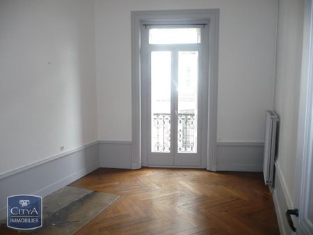 Location Appartement 2 pièces 50m² ST ETIENNE 42000 - Photo 5
