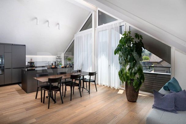 Alleine ganz oben, neuwertig, ruhig und mit schöner Rundsicht - Foto 1