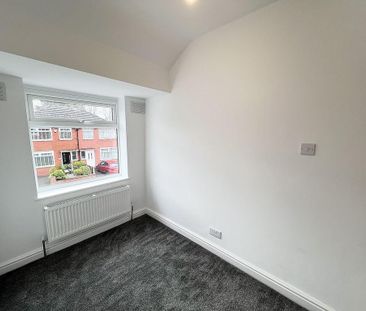 3 bedroom semi-detached house to rent - Photo 4