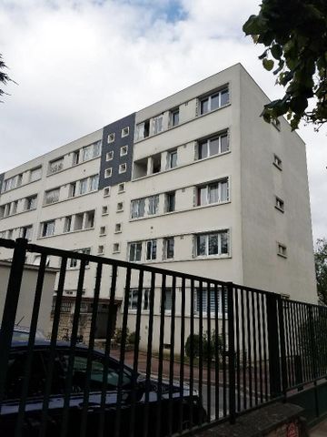 Location Appartement 3 pièces 63m² LA VARENNE ST HILAIRE 94210 - Photo 5