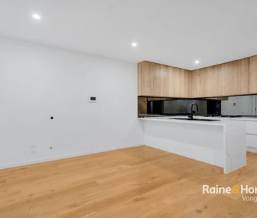 Modern Family Living in a Prime Greenvale Location - Photo 1