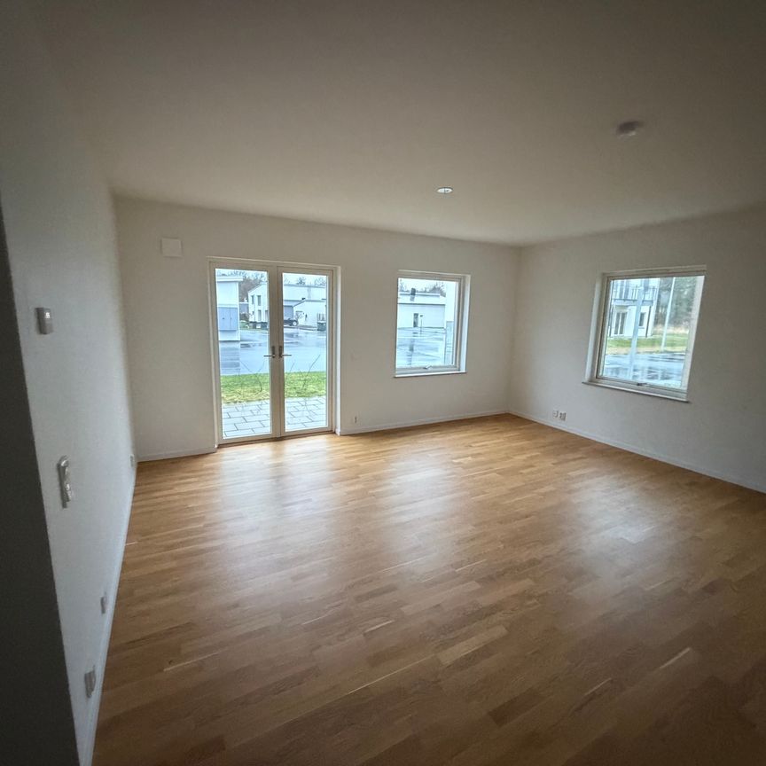 Järavägen 4 - Photo 1