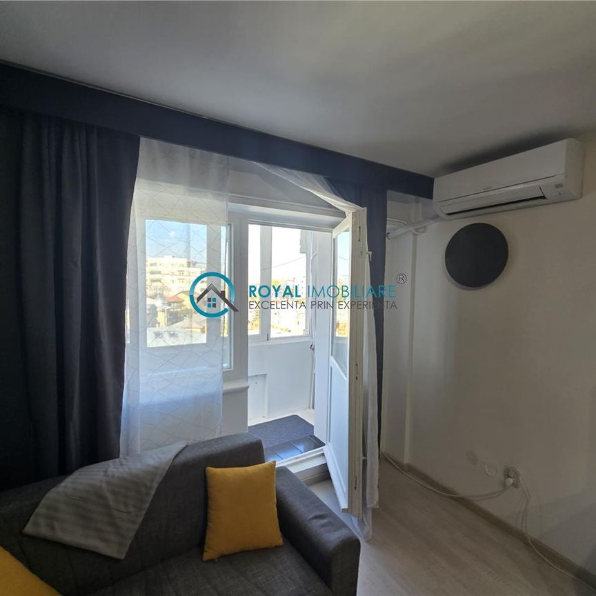 Royal Imobiliare Inchiriere apartament 2 camere in zona Ultracentral - Photo 1