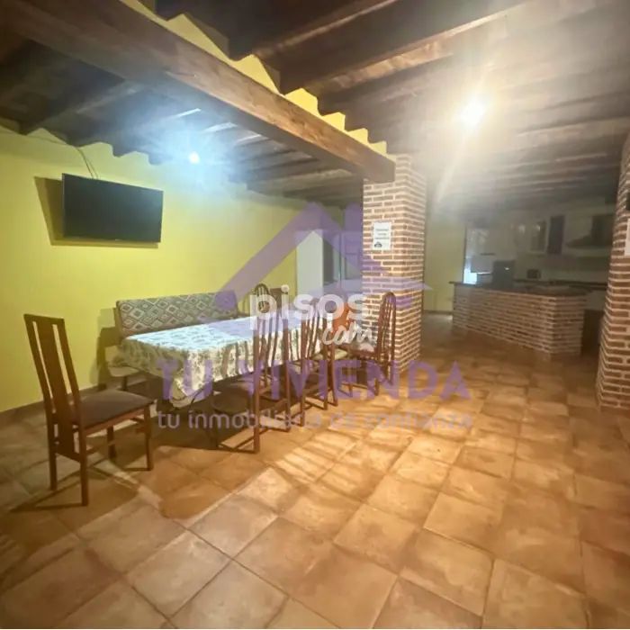 Casa en alquiler en Calle de Villalafuente - Foto 1