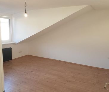 Dachgeschosswohnung mit Balkon 2 ZKB - Foto 1