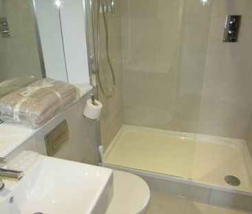 Studio to rent - Photo 6