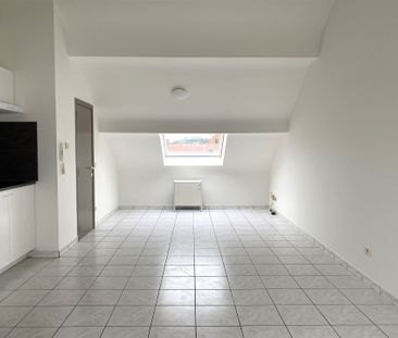 Instapklaar appartement met 1 slaapkamer & garagebox - Photo 2