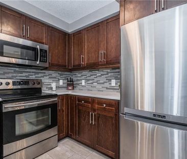 For Lease - 25 Machado Street, Kitchener, Ontario - Photo 6