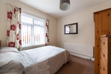 4 bed maisonette to rent in Rokeby Terrace, Heaton, NE6 - Photo 2