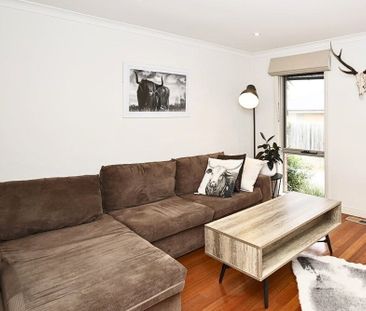 Immaculate Unit - Photo 3