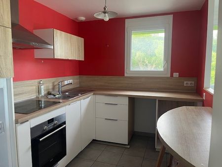 Location Appartement 74m² DONVILLE LES BAINS 50350 - Photo 2