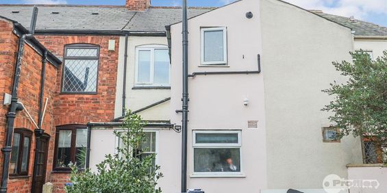 2 bedroom terraced house to rent - Photo 3