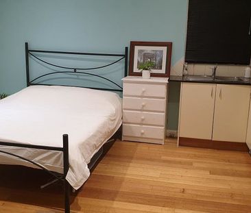 1/251 Eastern Valley Way, Middle Cove NSW 2068 - Studio For Rent | ... - Photo 4