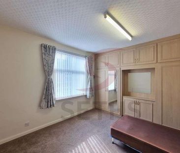 Shaftesbury Avenue, Belgrave, Leicester, LE4 - Photo 2