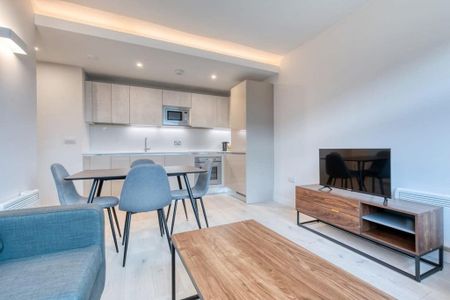 2 bedroom serviced apartment to rent - Photo 3