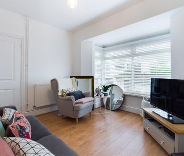 3 bedroom terraced house to rent - Photo 2