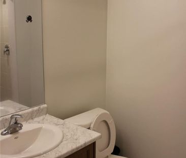 For Lease - 5 Jodphur Lane, Richmond Hill, Ontario - Photo 6