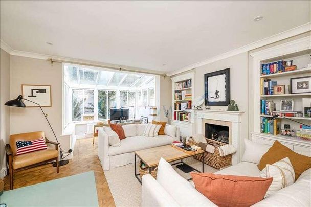 Markham Street, Chelsea, London, SW3 - Photo 1