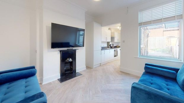 4 bedroom house to rent - Photo 1