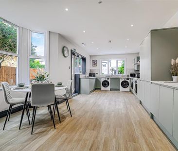 1 bedroom in a house share to rent - Photo 5