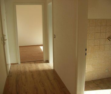 Bergneustadt: Familie ab 3 Personen gesucht, ruhige Lage, ab sofo - Foto 1