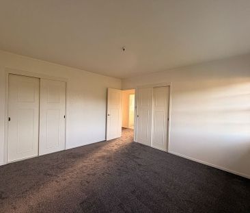 Freshly Renovated with Garage - Photo 4