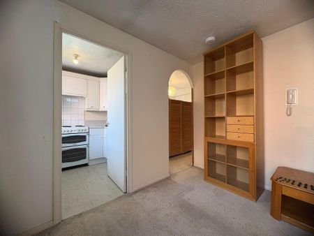 1 bedroom flat to rent - Photo 4