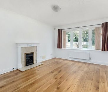 4 bedroom detached house to rent - Photo 1