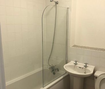 2 Bedroom Terraced To Let - Photo 3
