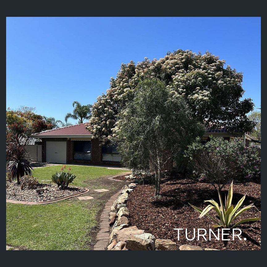 14 Camille Street, Hallett Cove, SA 5158 - Photo 1