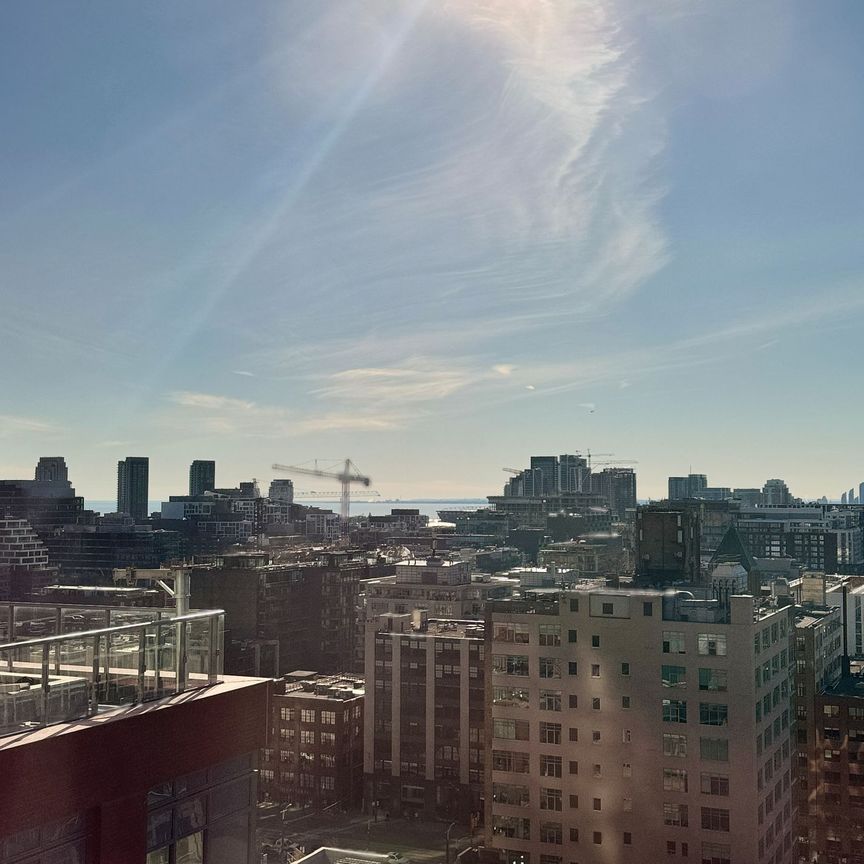 For Lease - 108 Peter Street Unit# 2013, Toronto, Ontario - Photo 1