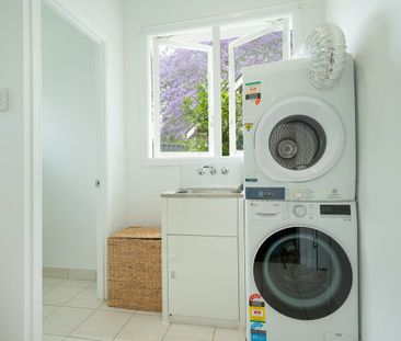 Charming Family Home in Quiet Location! (WITH FRUITING MANGO TREE!) - Photo 5