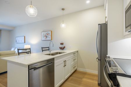 For Lease - 118 West Street Unit# 403, Port Colborne, Ontario - Photo 3