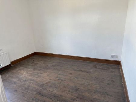 5 bedroom terraced house to rent - Photo 3