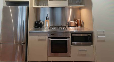 Stunning Fully Furnished Apartment in Viaduct Point - Photo 2