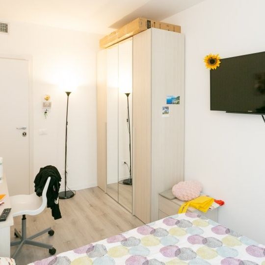 milan, Lombardy 20155 - Photo 1